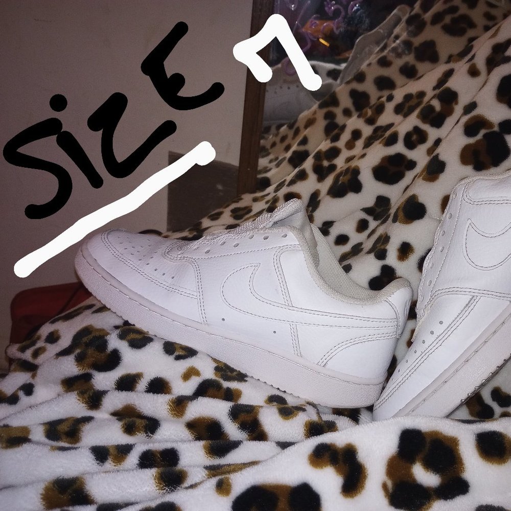 White AIR FORCE ONES